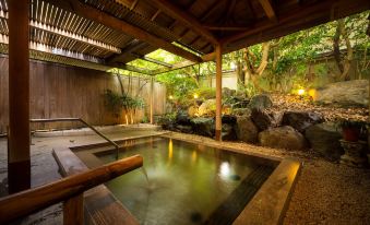 Kasuga Hotel