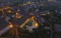 The Singhasari Resort Hotel dekat Kebun Strawberry Kusuma Agrowisata