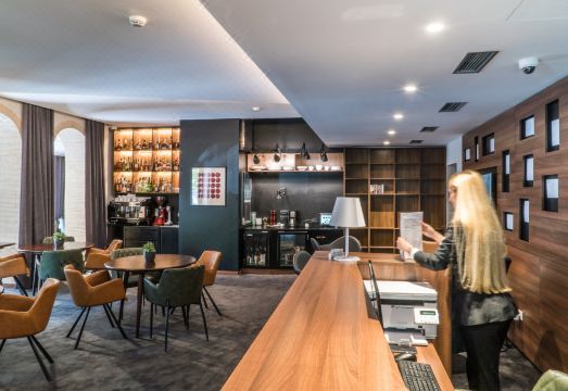 4. 베스트 웨스턴 ..