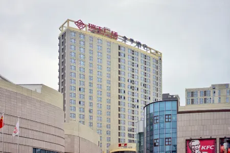 JI Hotel (Pinghu Ruifeng Plaza) Отели рядом с достопримечательностью «Lu Weizhao Painting and Calligraphy Academy»