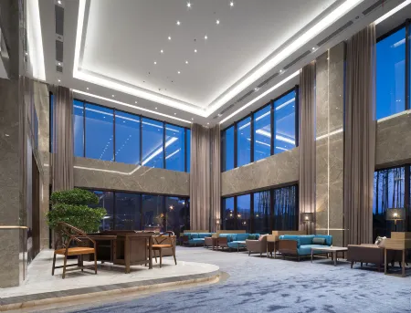 Kunshan Yusong International Hotel (Baimayu Road Subway Station) Отели рядом со станцией Yangcheng Lake Railway Station