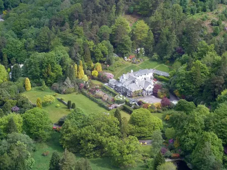 Lindeth Fell Country House