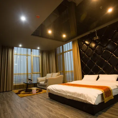 Fenni Music Video Hotel