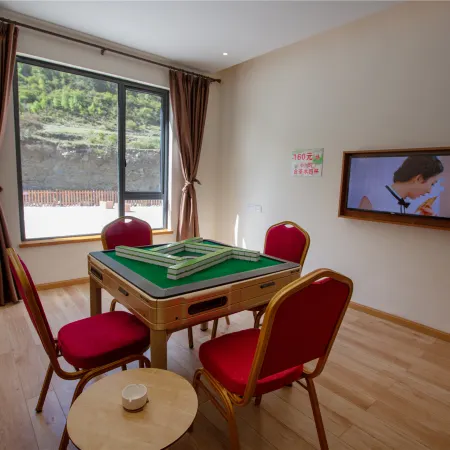 ShengJie Forest Vacation Hotel