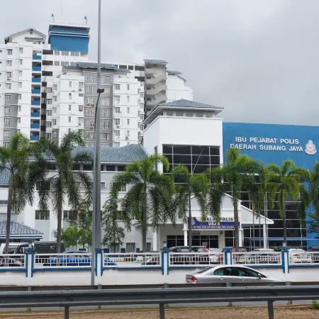 Sun Inns Hotel Subang Отели рядом с достопримечательностью «Торговый центр Summit USJ»