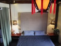 香格里拉半叁客栈 - 藏式经典大床房