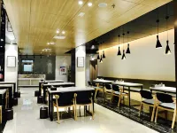 晨曦飯店（曹魏古城胖東來生活廣場店） 許昌住宿飯店