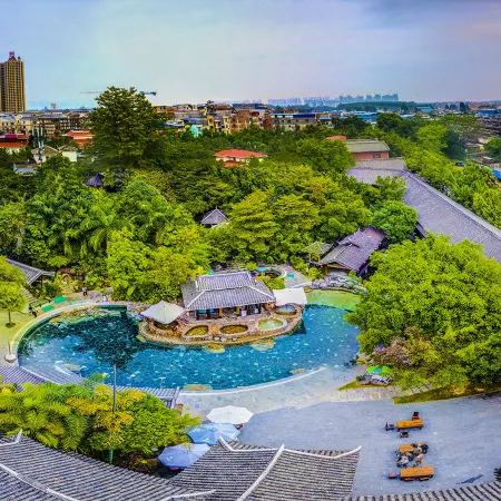 Nanning Jiuquwan Hot Spring Holiday Hotel