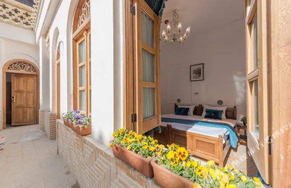 蓋薩爾蒙西酒店