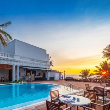 Mount Lavinia Hotel Отели рядом с достопримечательностью «Mt Lavinia Beach»