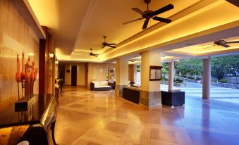 Palm Beach Resort Yalong Bay  Sanya(Tianhong Resort)