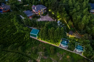 Mount Mogan Wild Extravagance (Boutique Homestay) Hoteles en Deqing