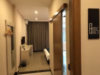 东兴友汇酒店 - 温馨大床房