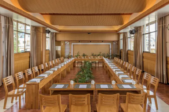 Yunti Hotel Fasilitas Bisnis Photos