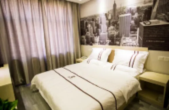 Super 8 Hotel (Bayaner Railway Station Victory)