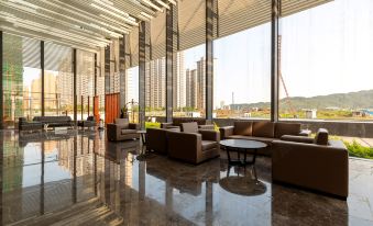 Modern Seasons Poly International Apartment (Zhuhai Hengqin Port Changlong)