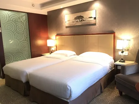 Huatian Chinagora Hotel Отели рядом с достопримечательностью «Le 148»