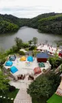 Swan Castle Menghuan Shijie Inn