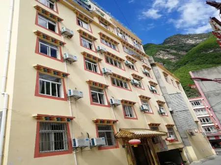 Jinlong Hotel Heishui