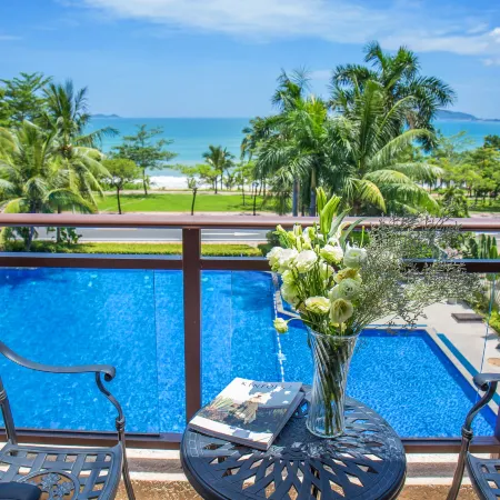 Yinyun Seaview Hotel