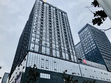 24 Hours Banxing Hotel Отели рядом с достопримечательностью «Guiyang University Software Branch»