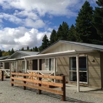 Lakes Edge Holiday Park Отели в г. озеро Текапо