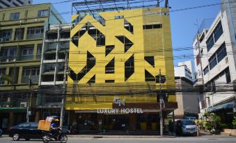 GN Luxury Hostel