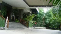 Sukajadi Hotel and Gallery Hotel dekat Timezone pvj