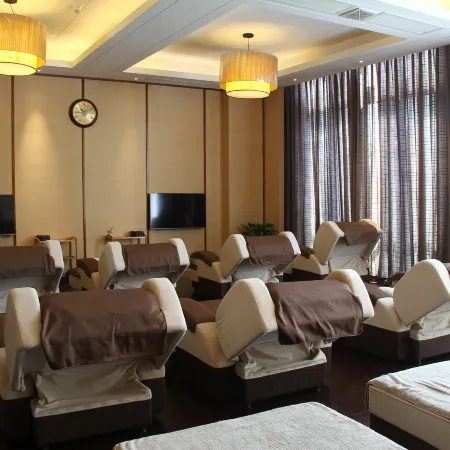 Jinghai Hotel & Resort