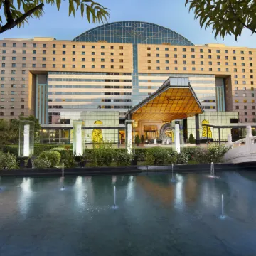 Kempinski Hotel Beijing Yansha Center Hotels near Zaoying Station