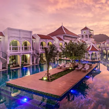 Supicha Pool Access Hotel Отели рядом с достопримечательностью «Пирс Лаем Хин»