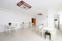 Xincheng Pleasant Winery Hotel