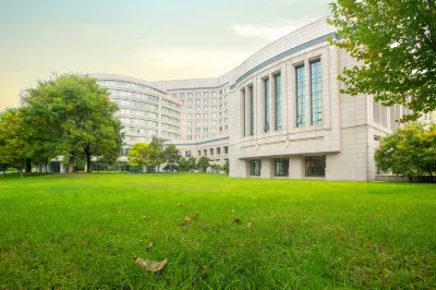 Renaissance Tianjin Lakeview Hotel(Municipal Government Branch) Hotels in Tianjin