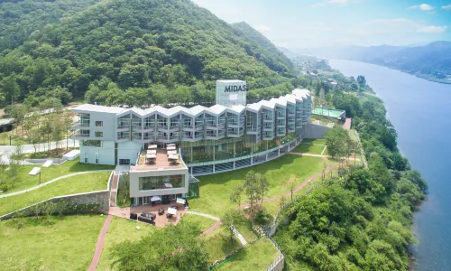 Midas Hotel & Resort