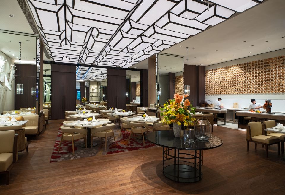 1. 르네상스 타이베..