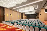Ramada by Wyndham Zhengzhou Xinzheng Hotels in Xinzheng