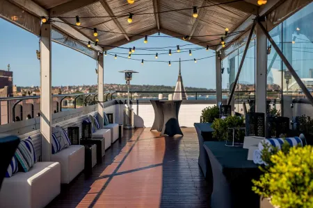 Holiday Inn & Suites Silicon Valley - Milpitas