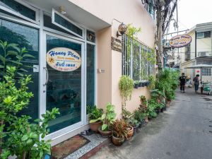 Honey Place Guesthouse,Special Rate for Long Stay