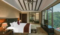 Cloud Nine Hot Spring