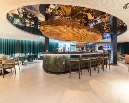 Porto Royal Bridges Hotel Hotels in Porto