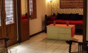 Bumi Resik 2 Bedrooms Guesthouse