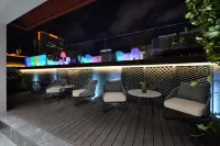 Mengjing ·Xiyue Hotel (Nanping Pedestrian Street, Kunming Old Town) Hotels in 
