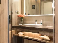 Atour Hotel (Guilin North Railway Station Hengda Plaza) Hotels near Diecai