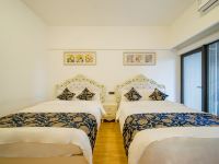 莱思特主题公寓(广州科学城绿地中央广场店) - 法式浪漫双床房