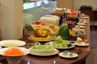 Pine-Breeze Hotel - 格安