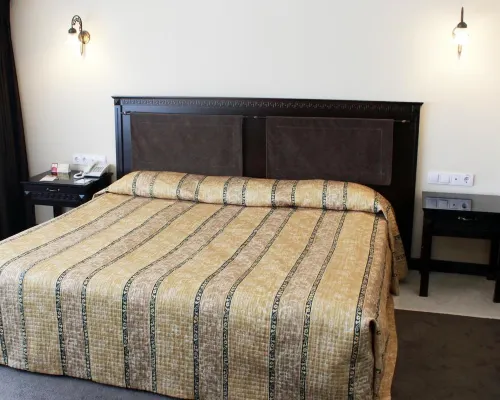Grand Mir Hotel Zimmer Photos