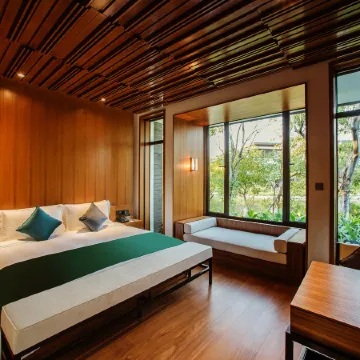 Bay Breeze Resort