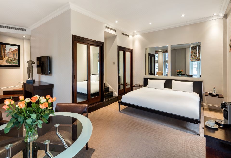 7. Radisson..