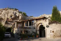 Antique Terrace Cave Suites
