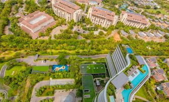 Perfect Holiday Seaview Apartment (Sanya Haitang Bay Poly)